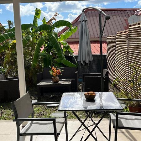Agreable Appartement En Rez-De-Jardin A 450M De La Mer Sainte-Anne Bagian luar foto